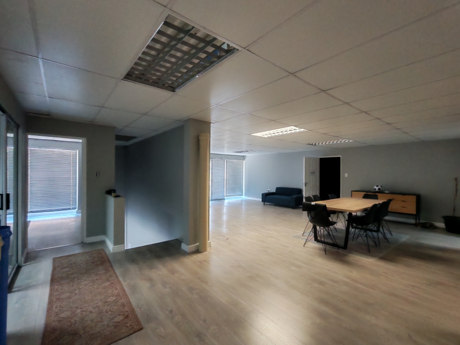 To Let commercial Property for Rent in Asla Park Western Cape